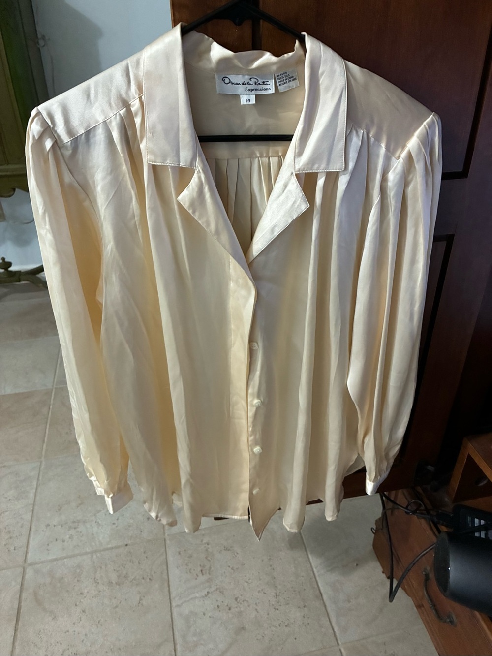 Oscar de la Renta Ivory Silk Button-Front Blouse